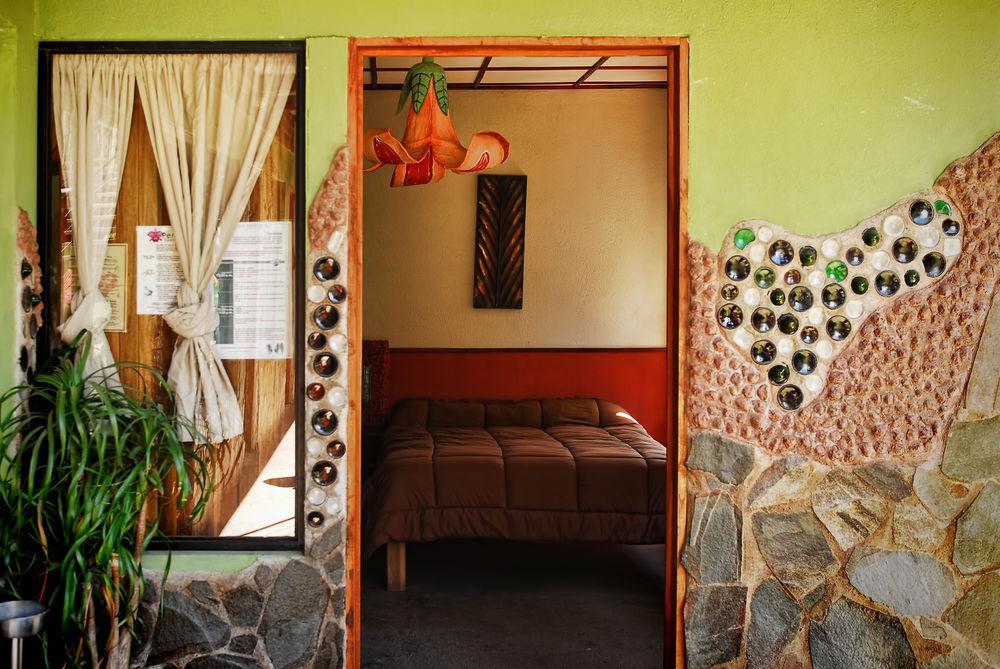 Pension Santa Elena Monteverde Exterior photo